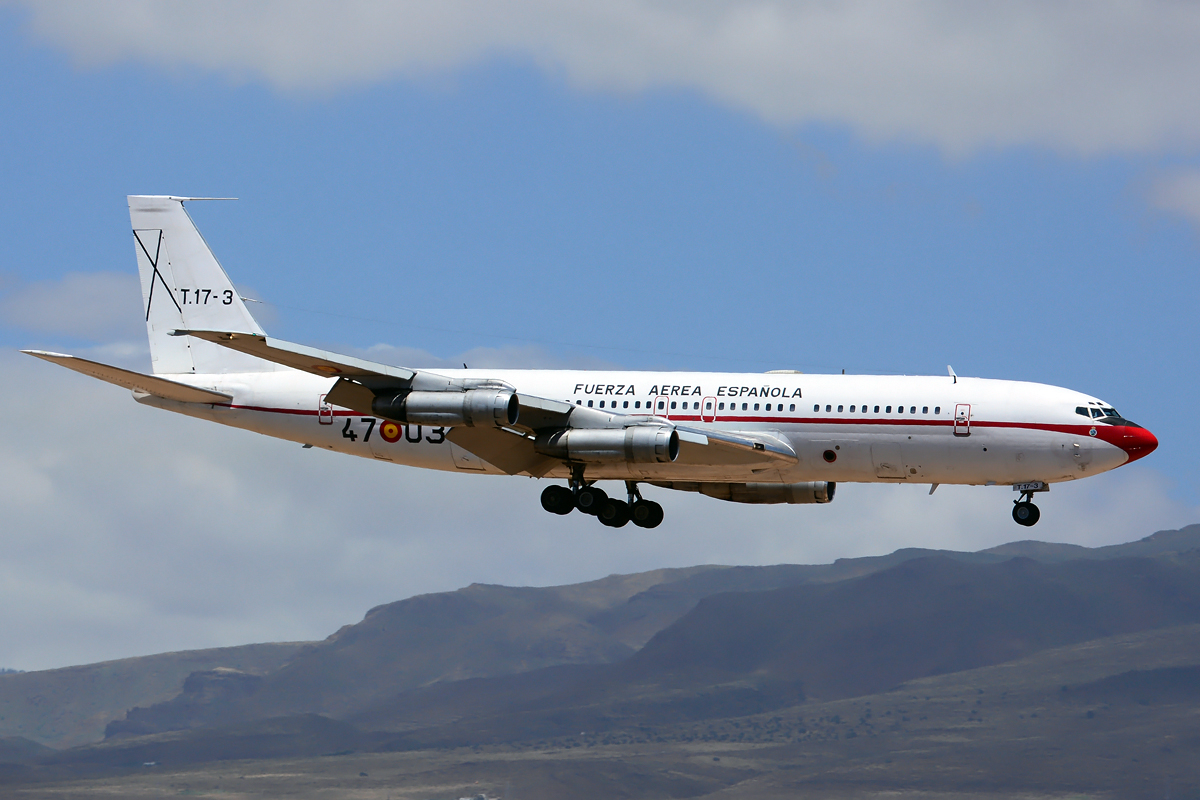 T.17-3 · Boeing 707-368C(KC) · (LPA / GCLP)