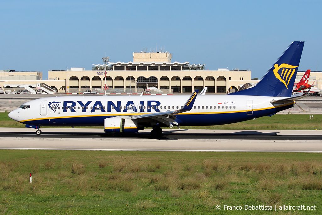 SP-RKL (44786) 2017 Boeing 737-8AS(WL)