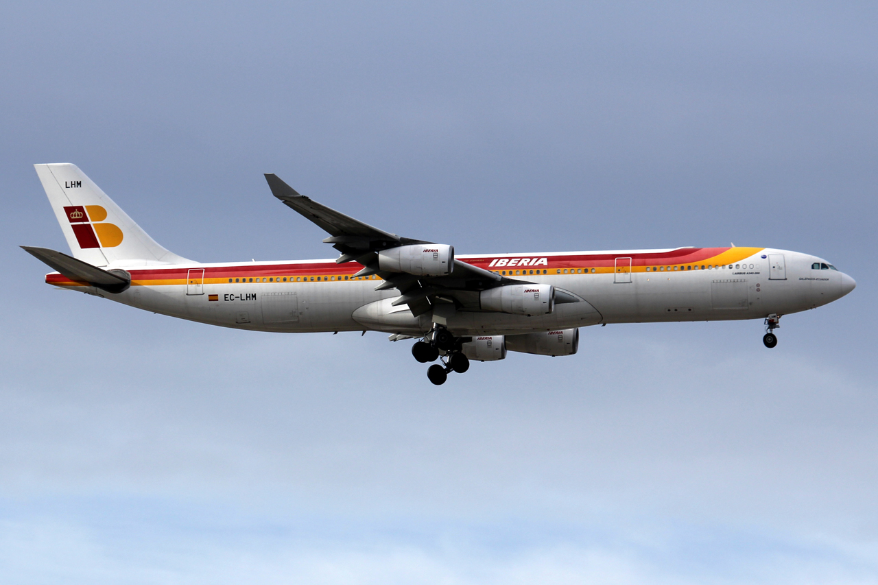 EC-LHM · Airbus A340-313 · (MAD / LEMD)