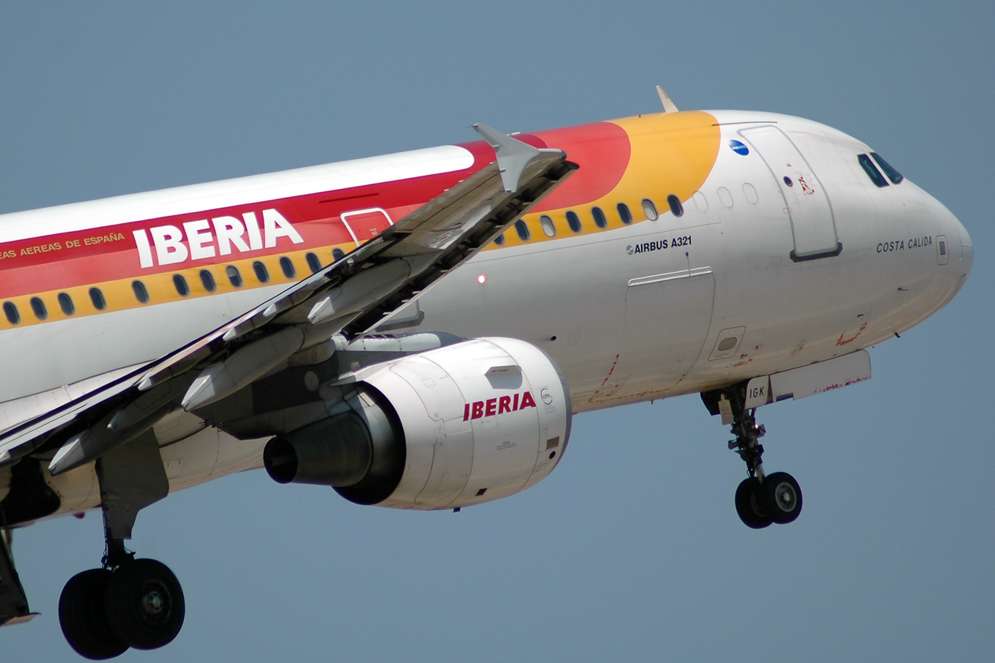 EC-IGK · Airbus A321-211 · (PMI / LEPA / LESJ)