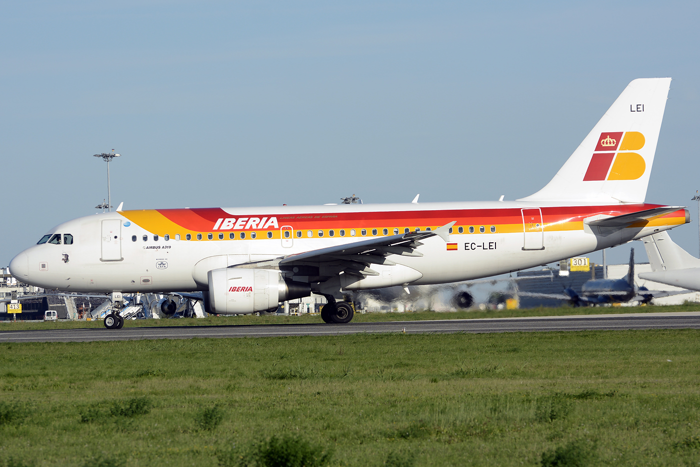 EC-LEI · Airbus A319-111 · (LIS / LPPT)