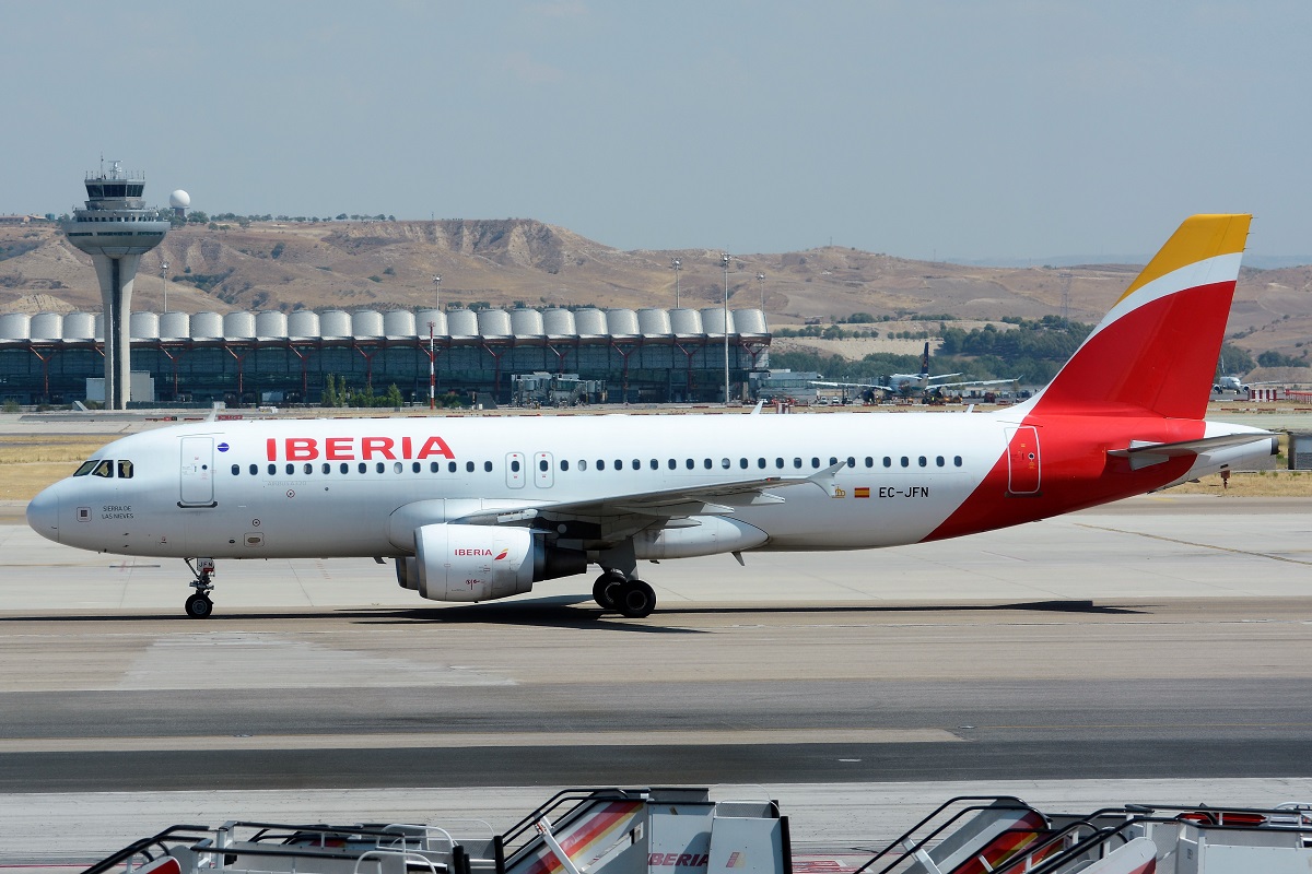 EC-JFN (2391) 2005 Airbus A320-214
