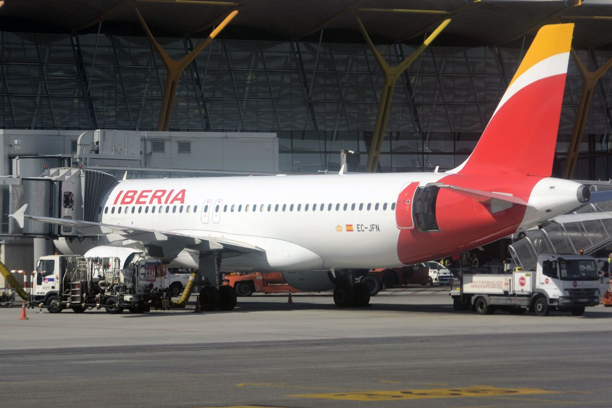 EC-JFN · Airbus A320-214 · (MAD / LEMD)