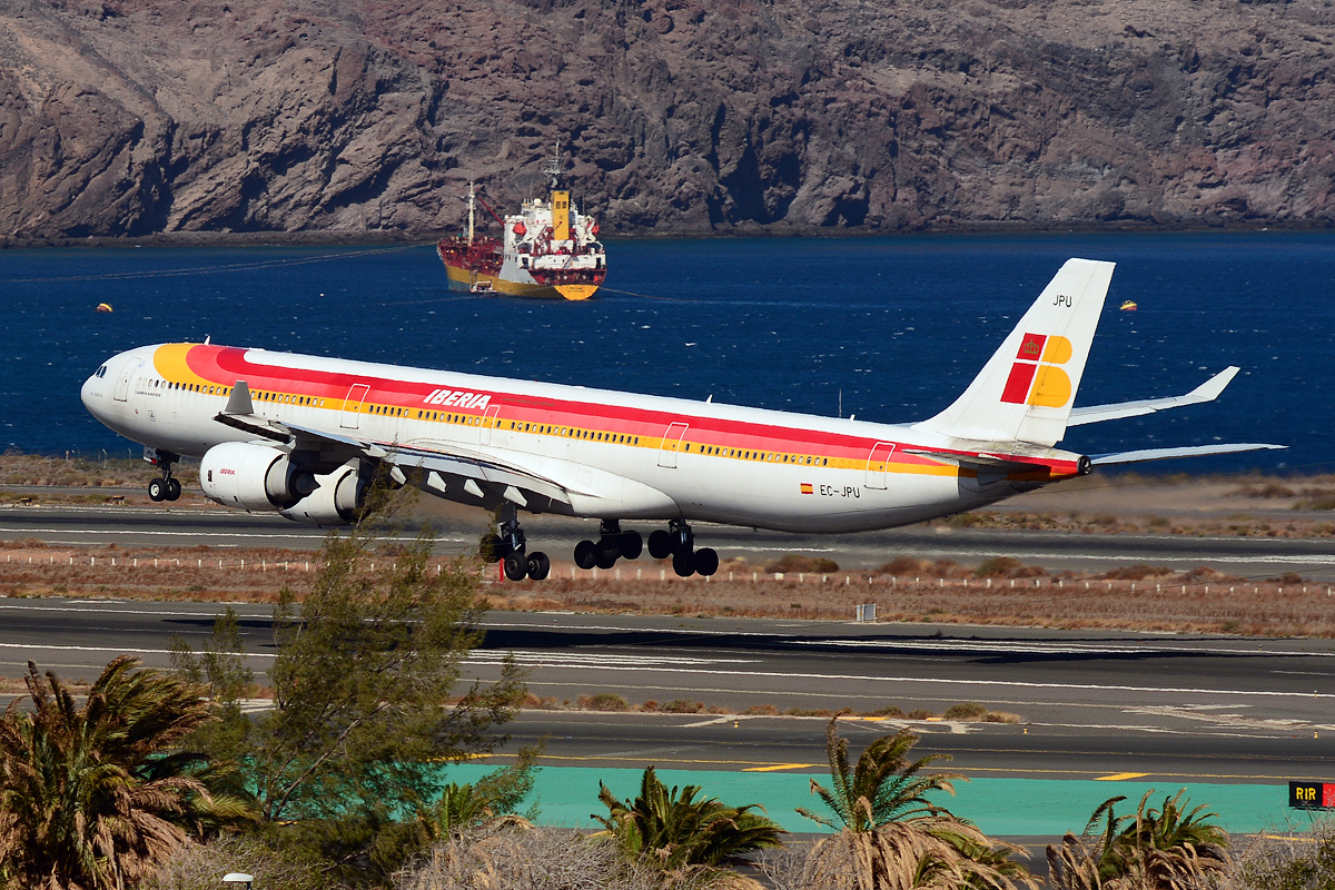EC-JPU · Airbus A340-642 · (LPA / GCLP)