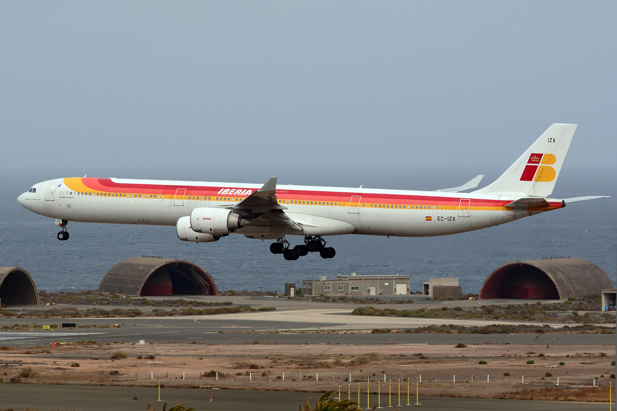EC-IZX · Airbus A340-642 · (LPA / GCLP)
