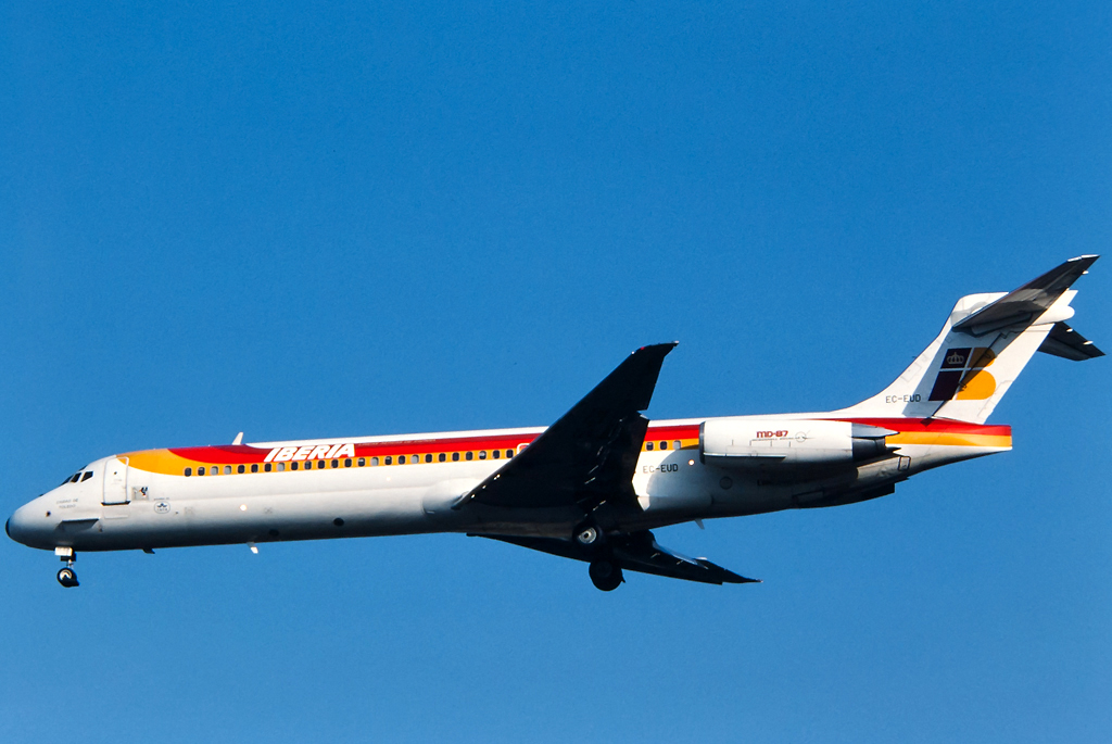 EC-EUD · McDonnell Douglas MD-87 · (GVA / LSGG)