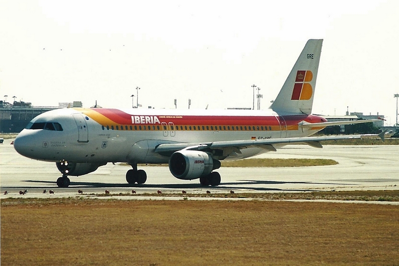 EC-GRE · Airbus A320-211 · (LIS / LPPT)