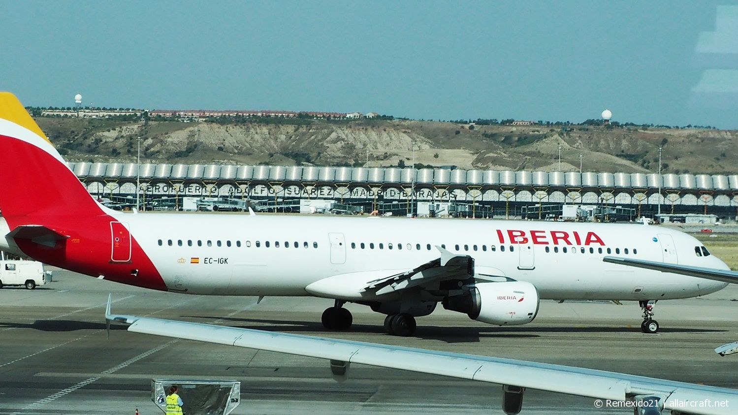 EC-IGK · Airbus A321-211 · (MAD / LEMD)