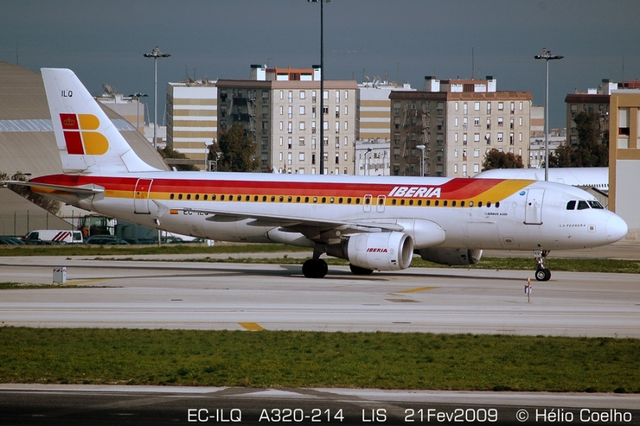 EC-ILQ · Airbus A320-214 · (LIS / LPPT)