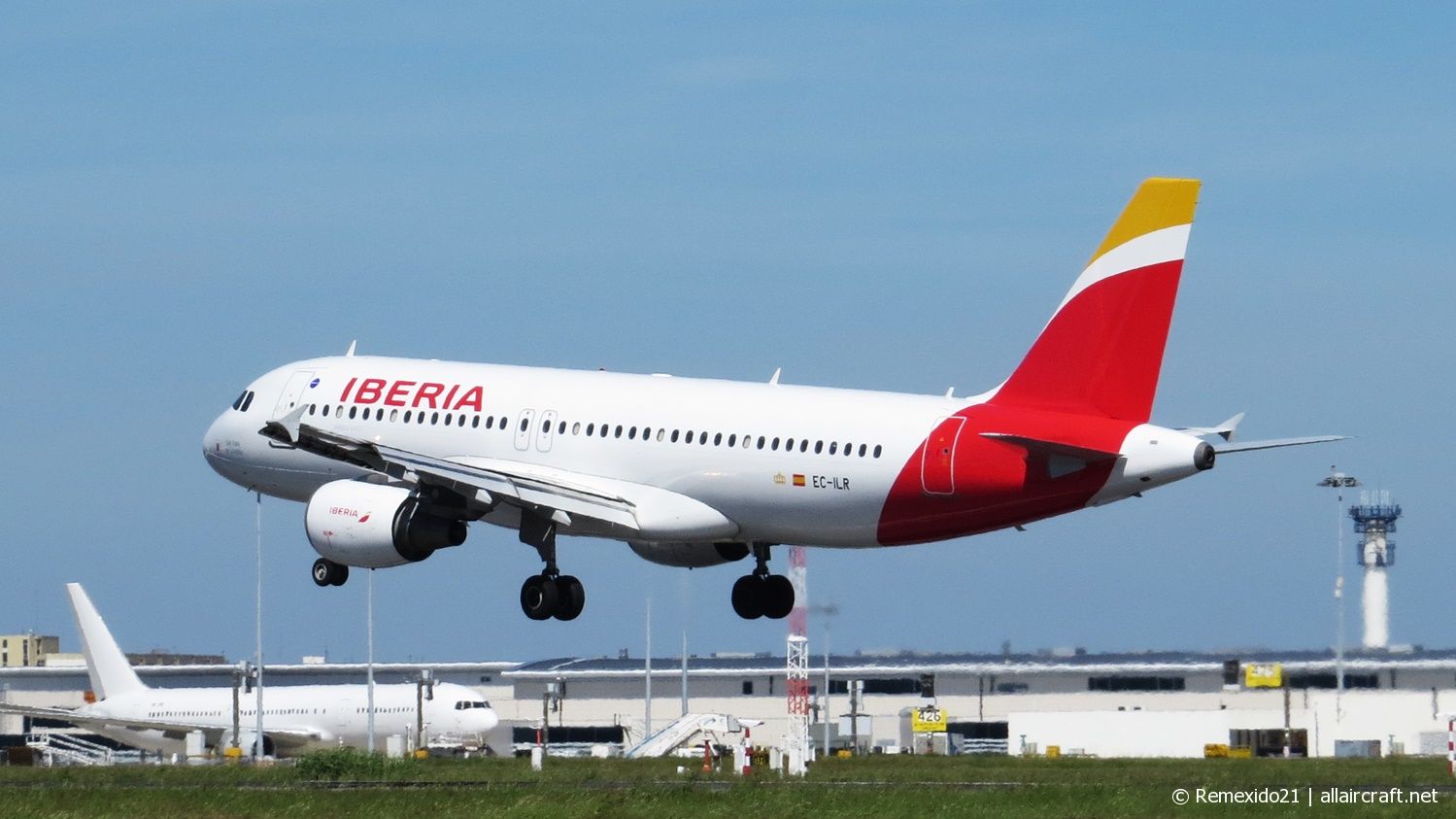 EC-ILR (1793) 2002 Airbus A320-214