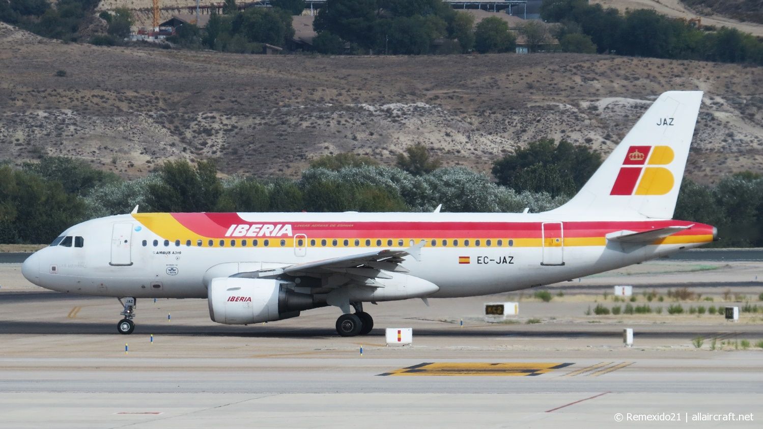 EC-JAZ · Airbus A319-111 · (MAD / LEMD)