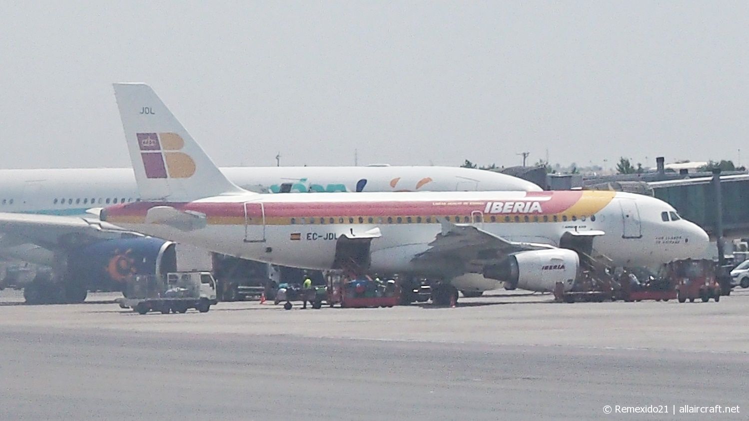EC-JDL (2365) 2004 Airbus A319-111