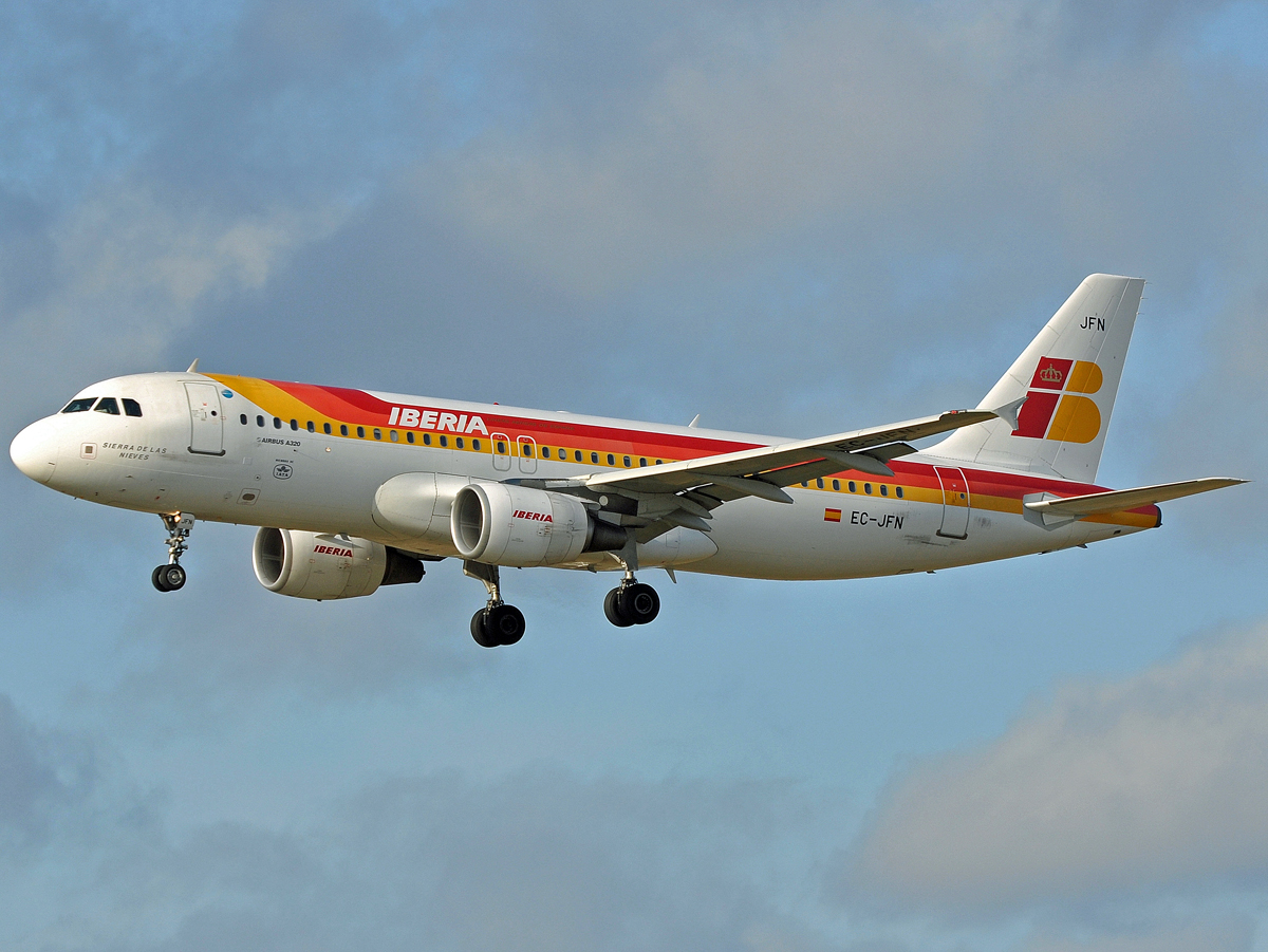 EC-JFN (2391) 2005 Airbus A320-214