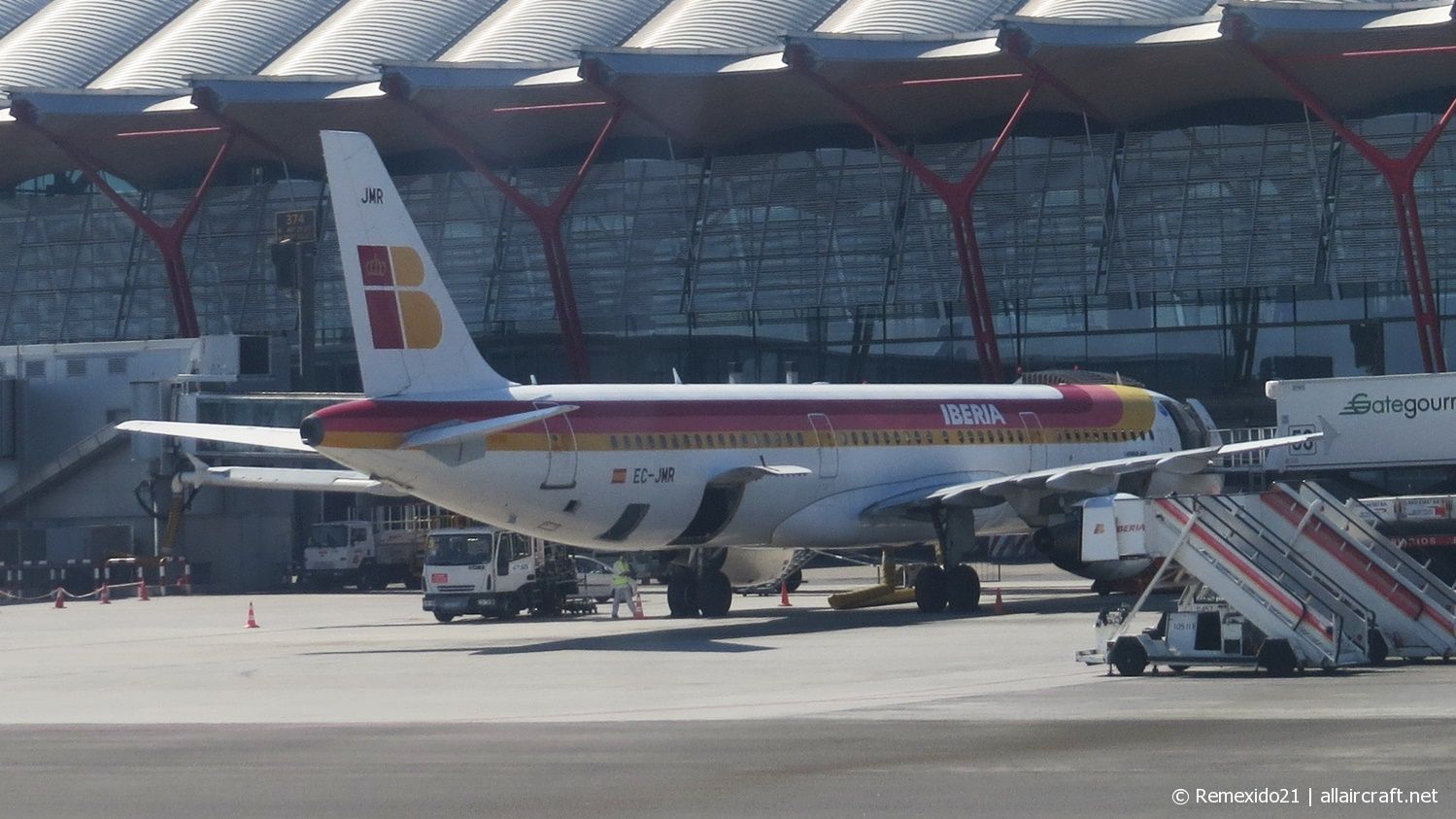 EC-JMR · Airbus A321-211 · (MAD / LEMD)