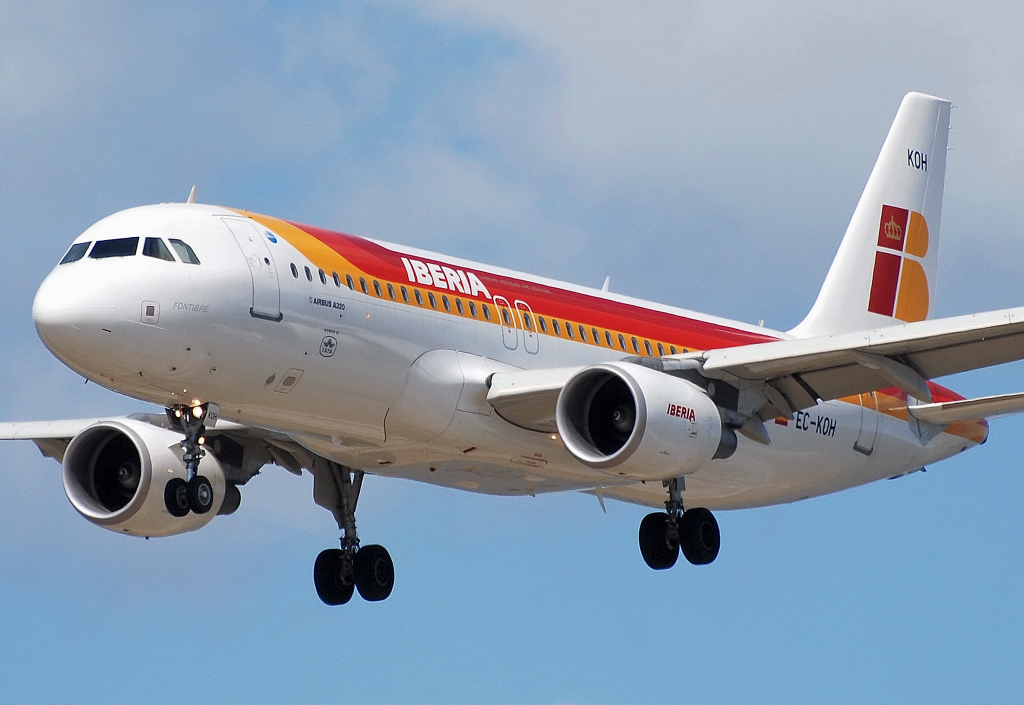 EC-KOH · Airbus A320-214 · (CPH / EKCH)