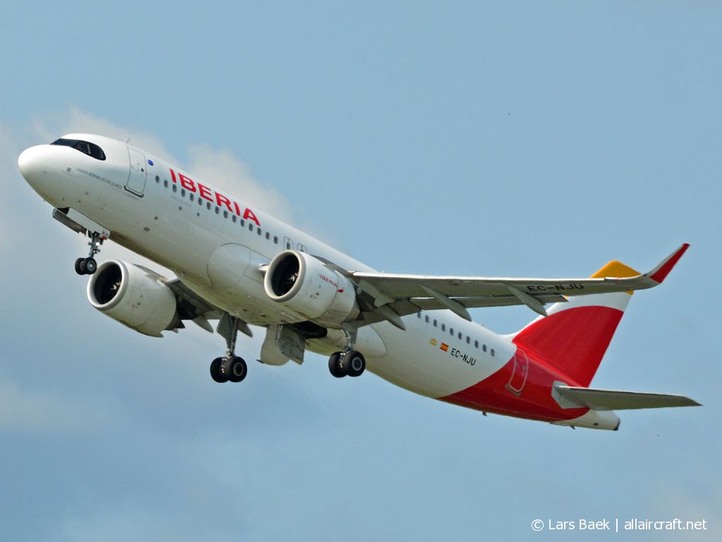 EC-NJU (10065) 2020 Airbus A320-251N