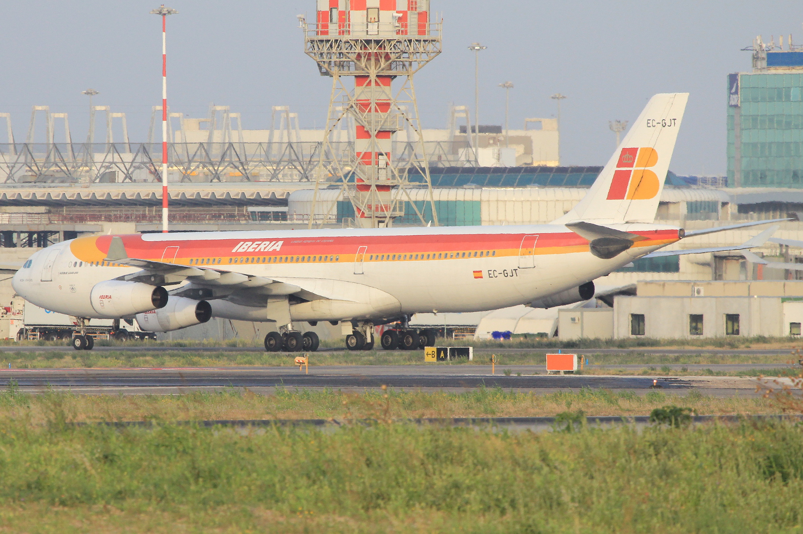 EC-GJT (145) 1996 Airbus A340-313