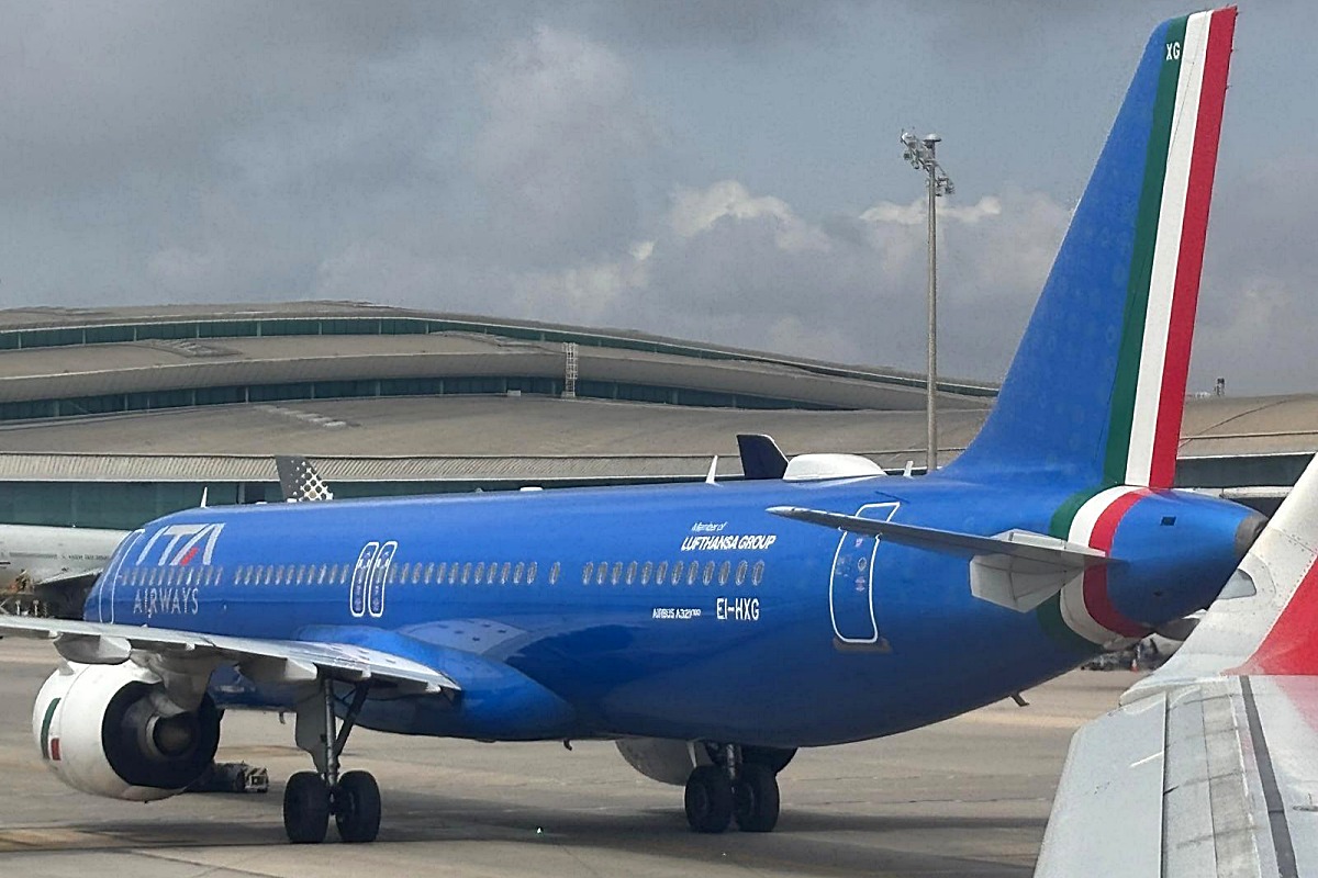 EI-HXG · Airbus A321-271NX · BCN / LEBL