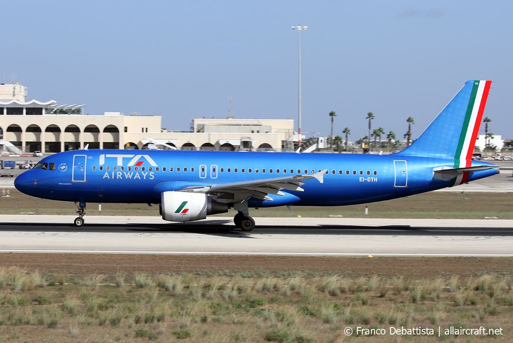 EI-DTH (3956) 2009 Airbus A320-216