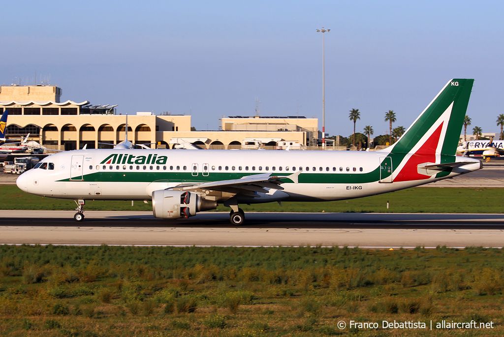 EI-IKG (1480) 2001 Airbus A320-214