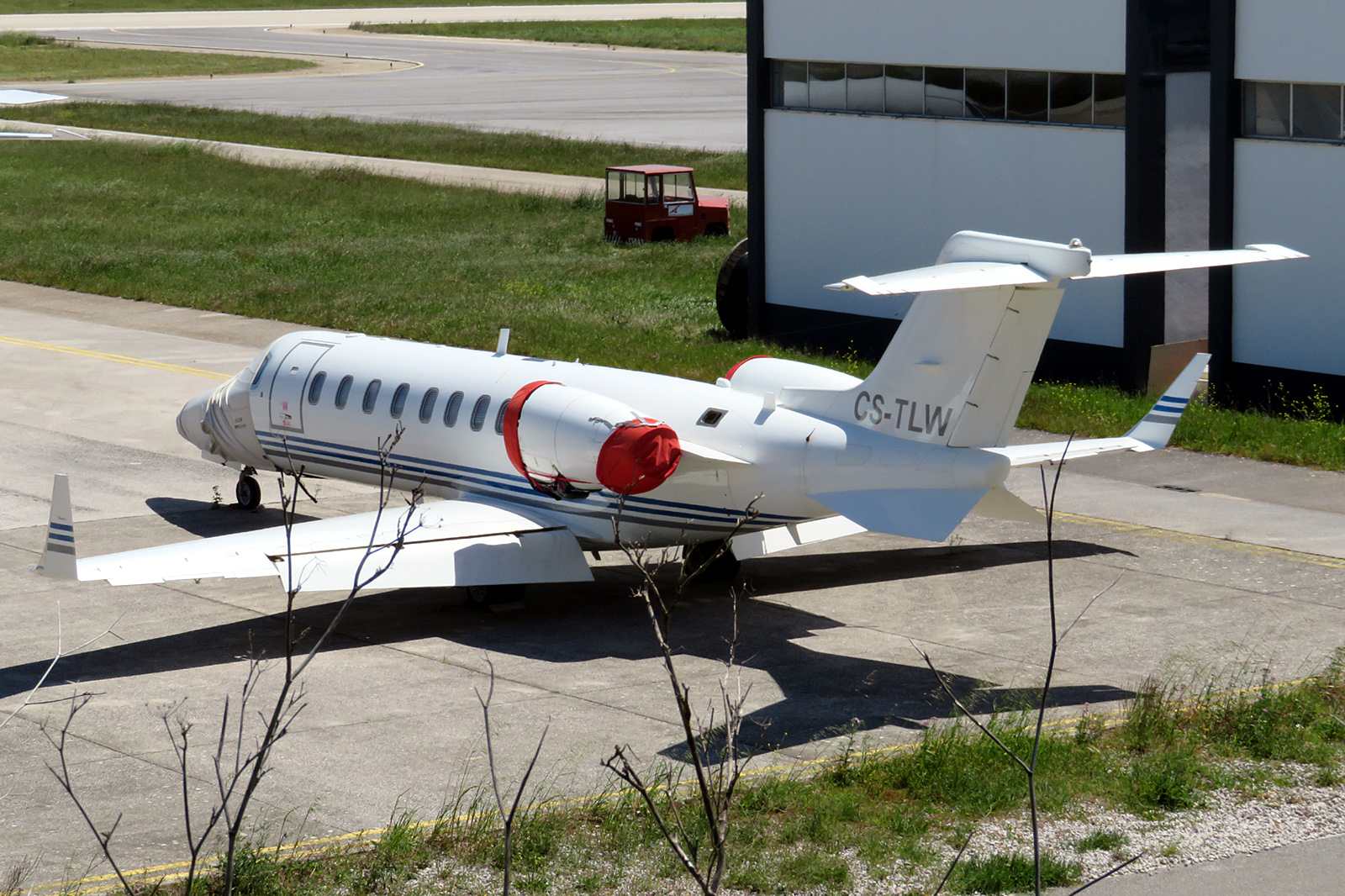 CS-TLW (45-144) Bombardier Learjet 45