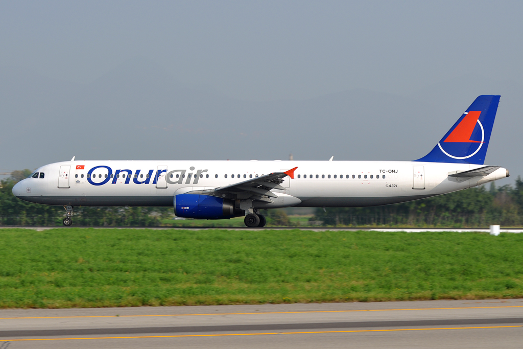 TC-ONJ · Airbus A321-131 · (BGY / LIME)