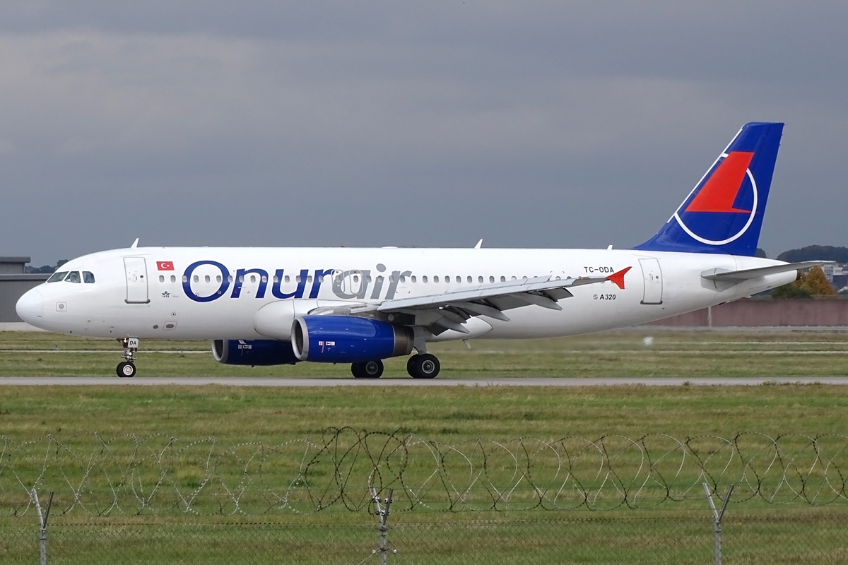 TC-ODA · Airbus A320-233 · (STR / EDDS)