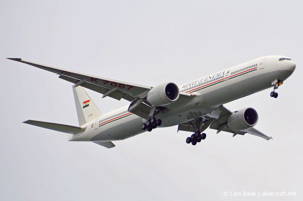 K7067 · Boeing 777-337/ER · (CPH / EKCH)