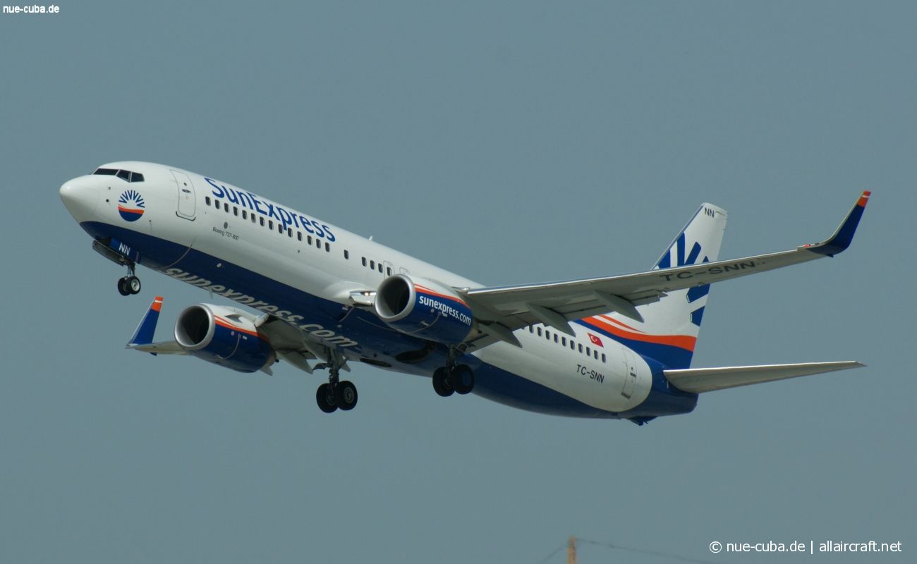 TC-SNN (40775) 2010 Boeing 737-8HC(WL)