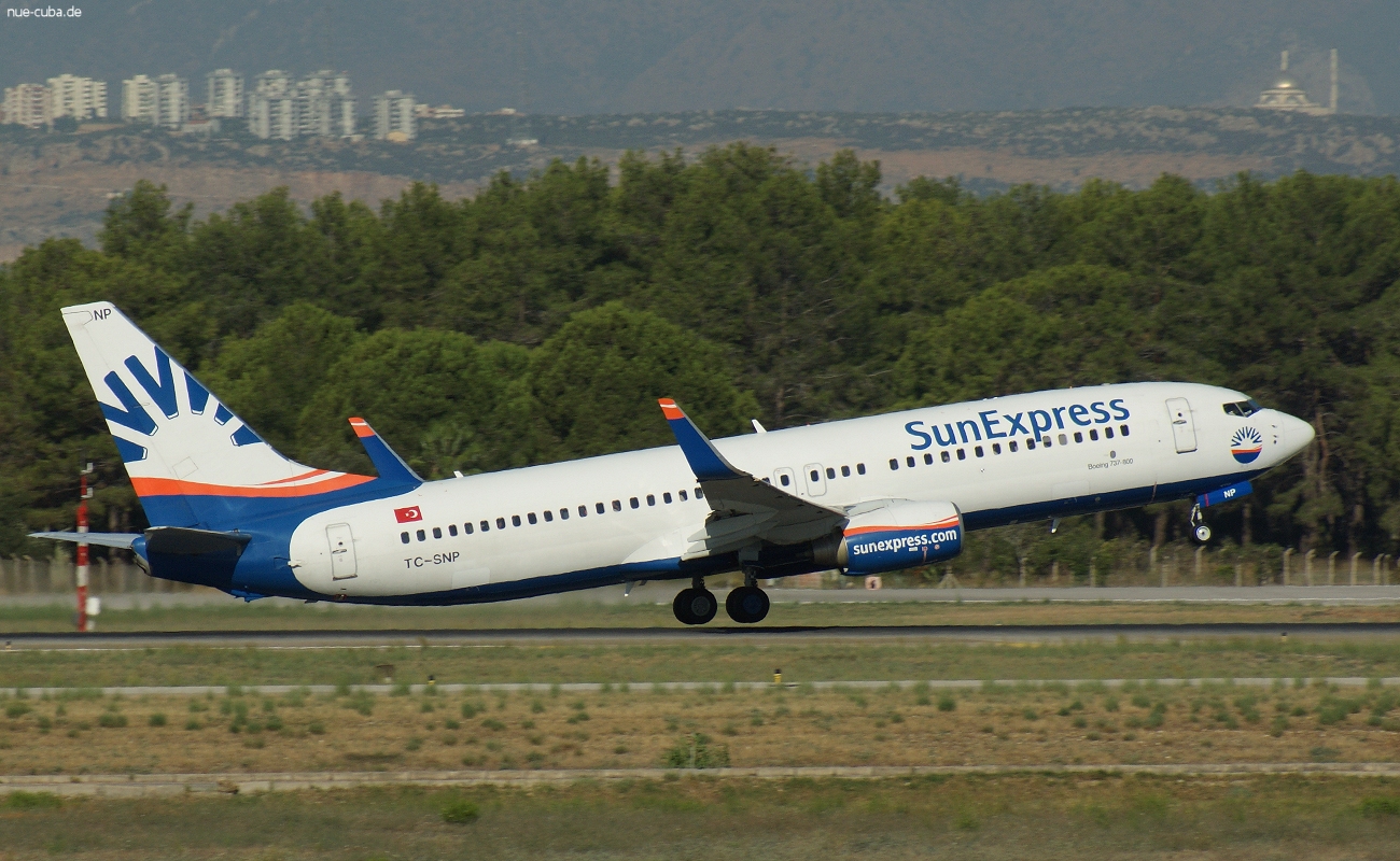 TC-SNP · Boeing 737-8HC(WL) · (AYT / LTAI)