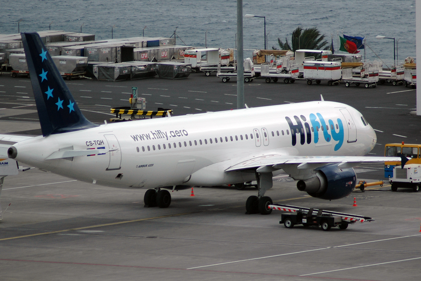 CS-TQH (023) 1988 Airbus A320-211