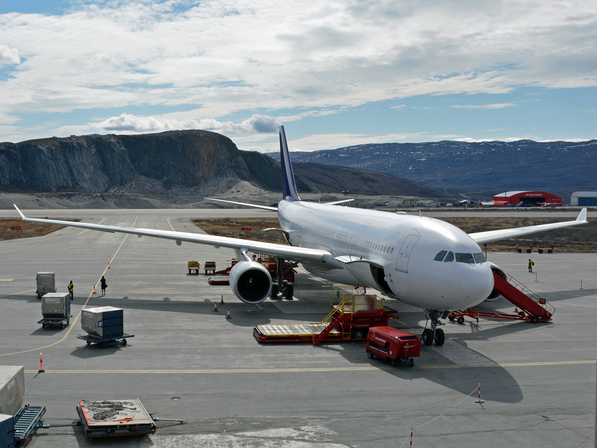 CS-TQP · Airbus A330-202 · (SFJ / BGSF)