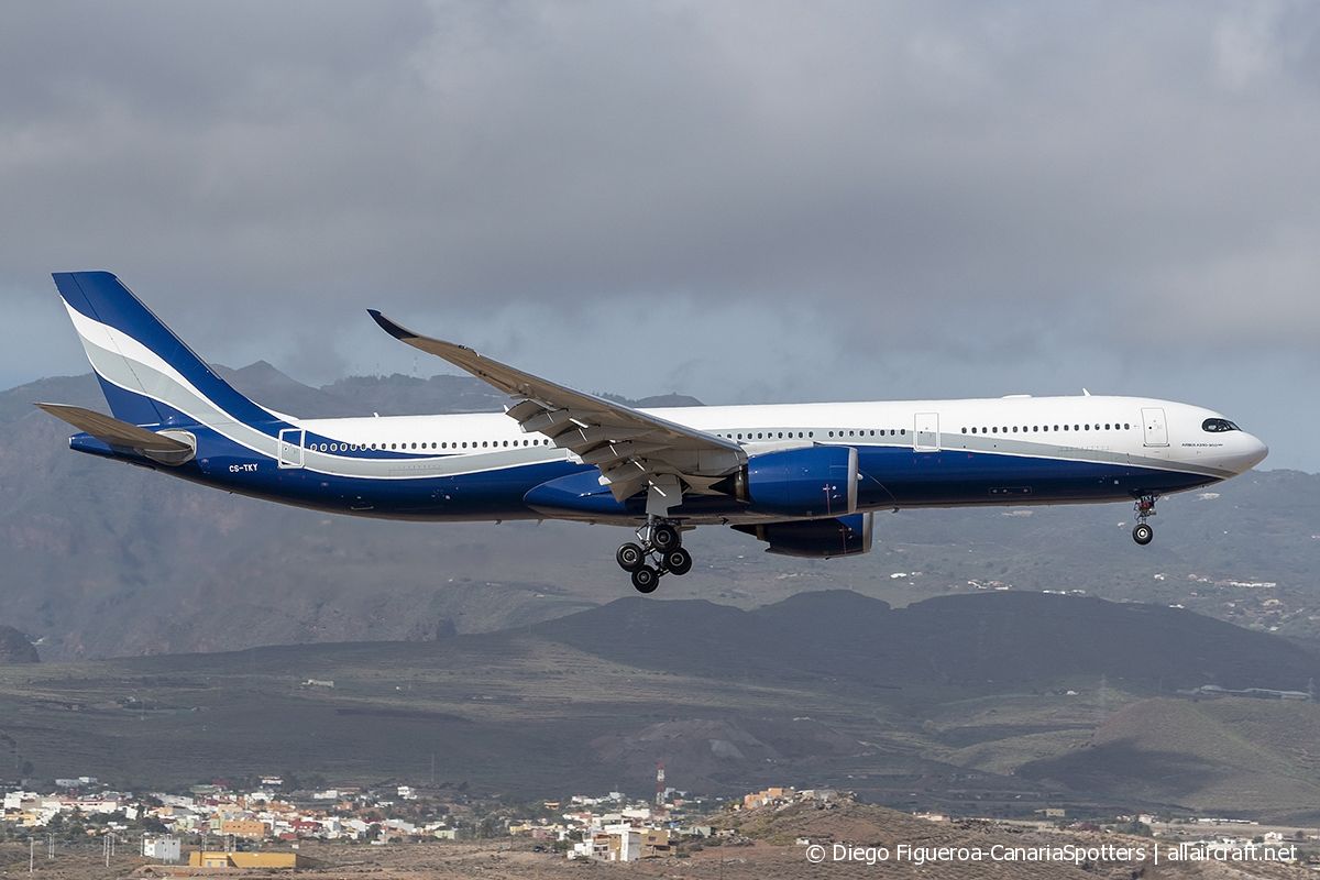 CS-TKY (1929) 2019 Airbus A330-941