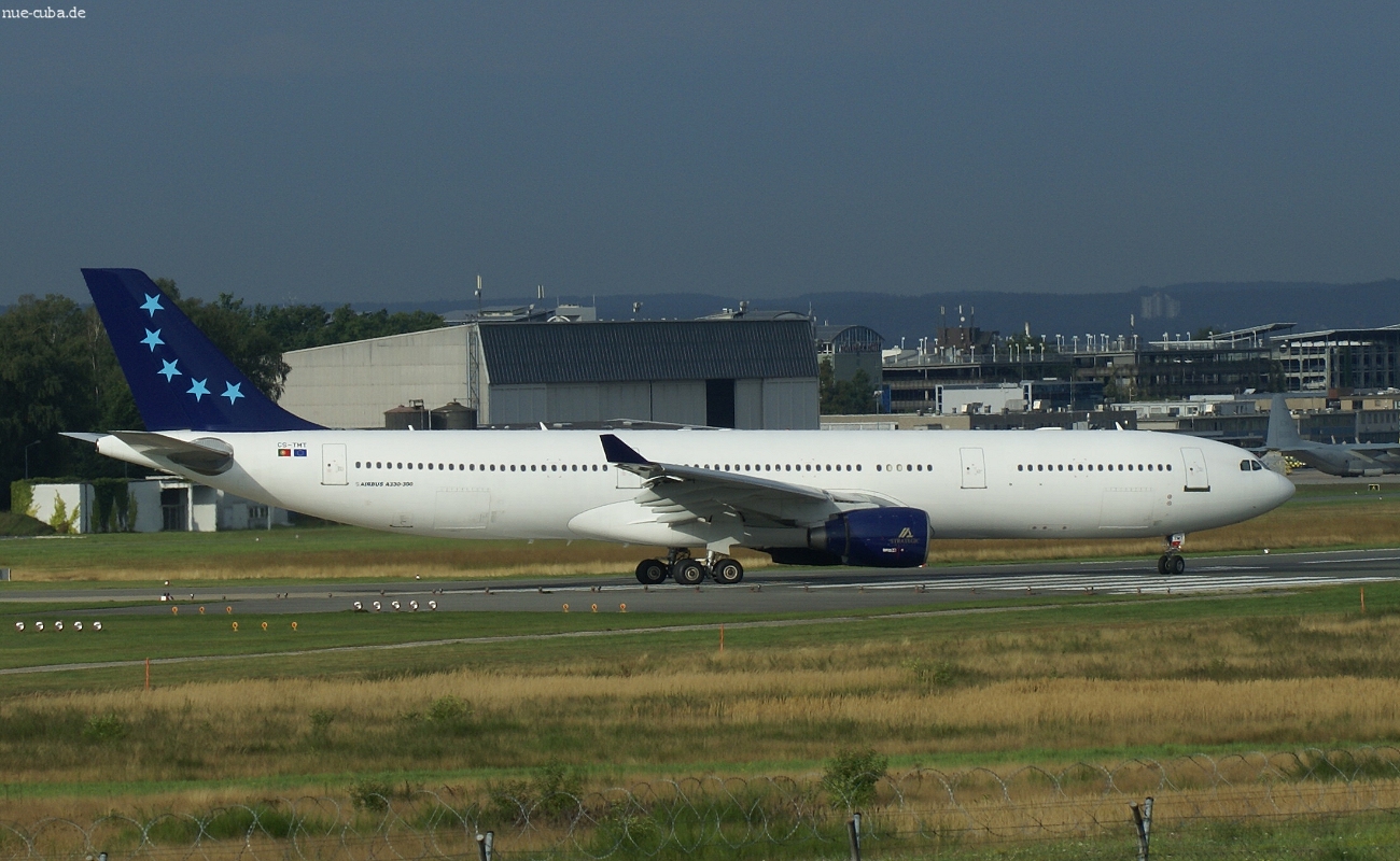CS-TMT (096) 1995 Airbus A330-322