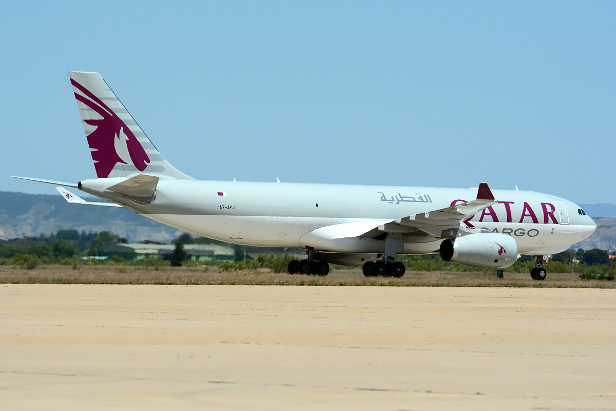 A7-AFJ (1708) 2016 Airbus A330-243F
