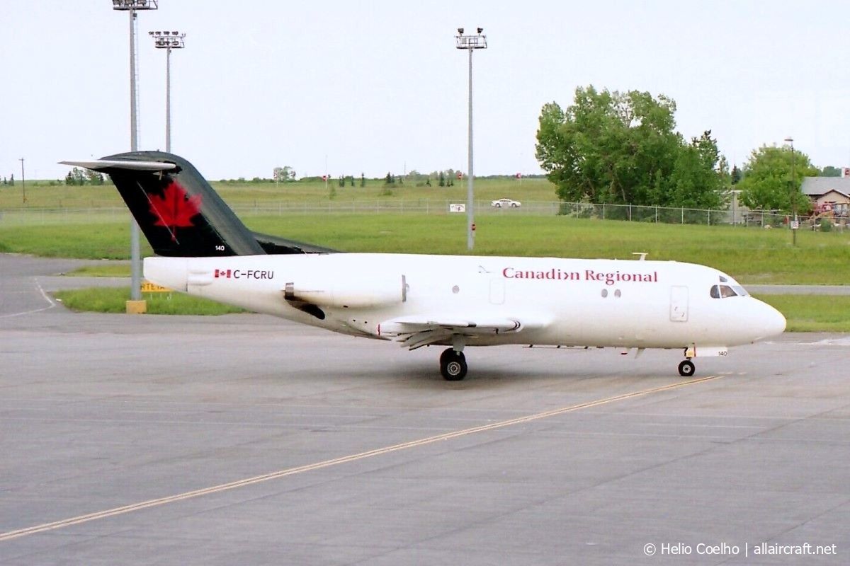 C-FCRU · Fokker F28-1000 Fellowship · (YVR / CYVR)