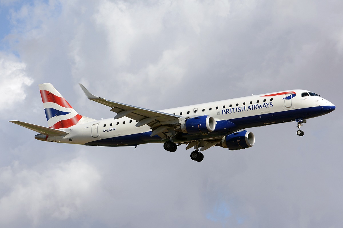 G-LCYM · Embraer 190-100SR · (PMI / LEPA / LESJ)