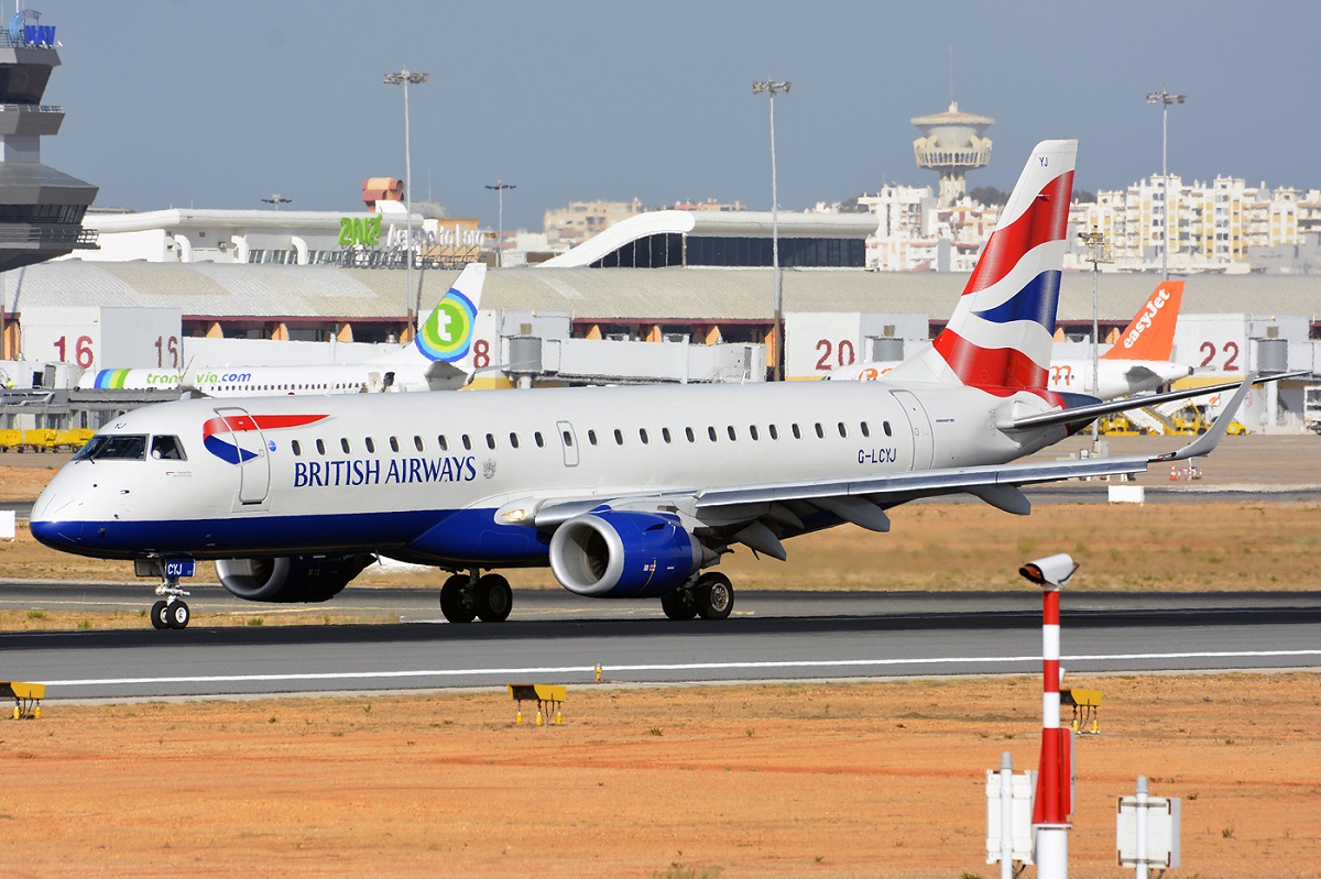 G-LCYJ (cn 19000339) Embraer 190-100SR