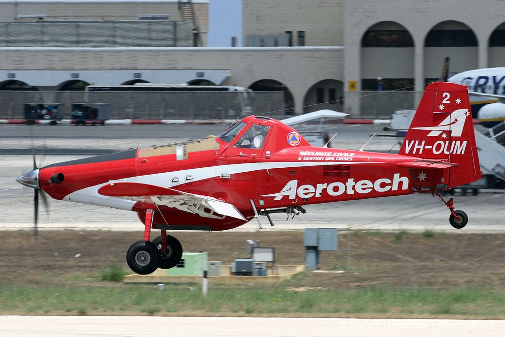 VH-OUM (802A-0764) Air Tractor AT-802A
