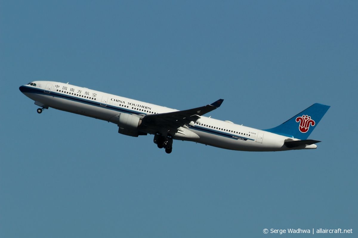 B-5939 (1494) 2013 Airbus A330-323