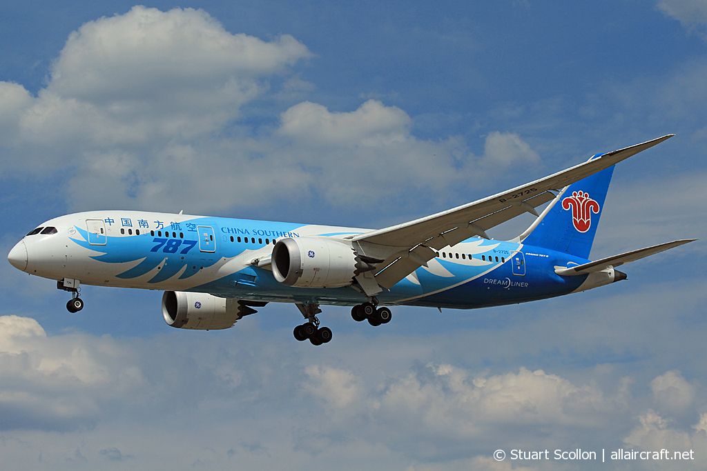 B-2725 (34923) 2013 Boeing 787-8 Dreamliner
