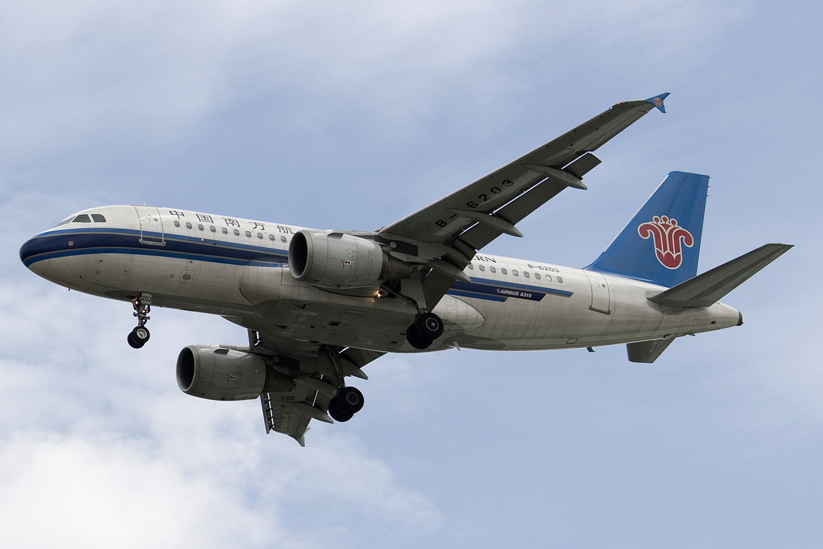 B-6203 · Airbus A319-112 · (SGN/VVTS)