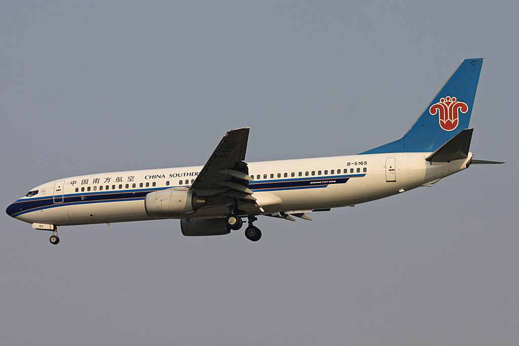 B-5165 (030709) Boeing 737-81B