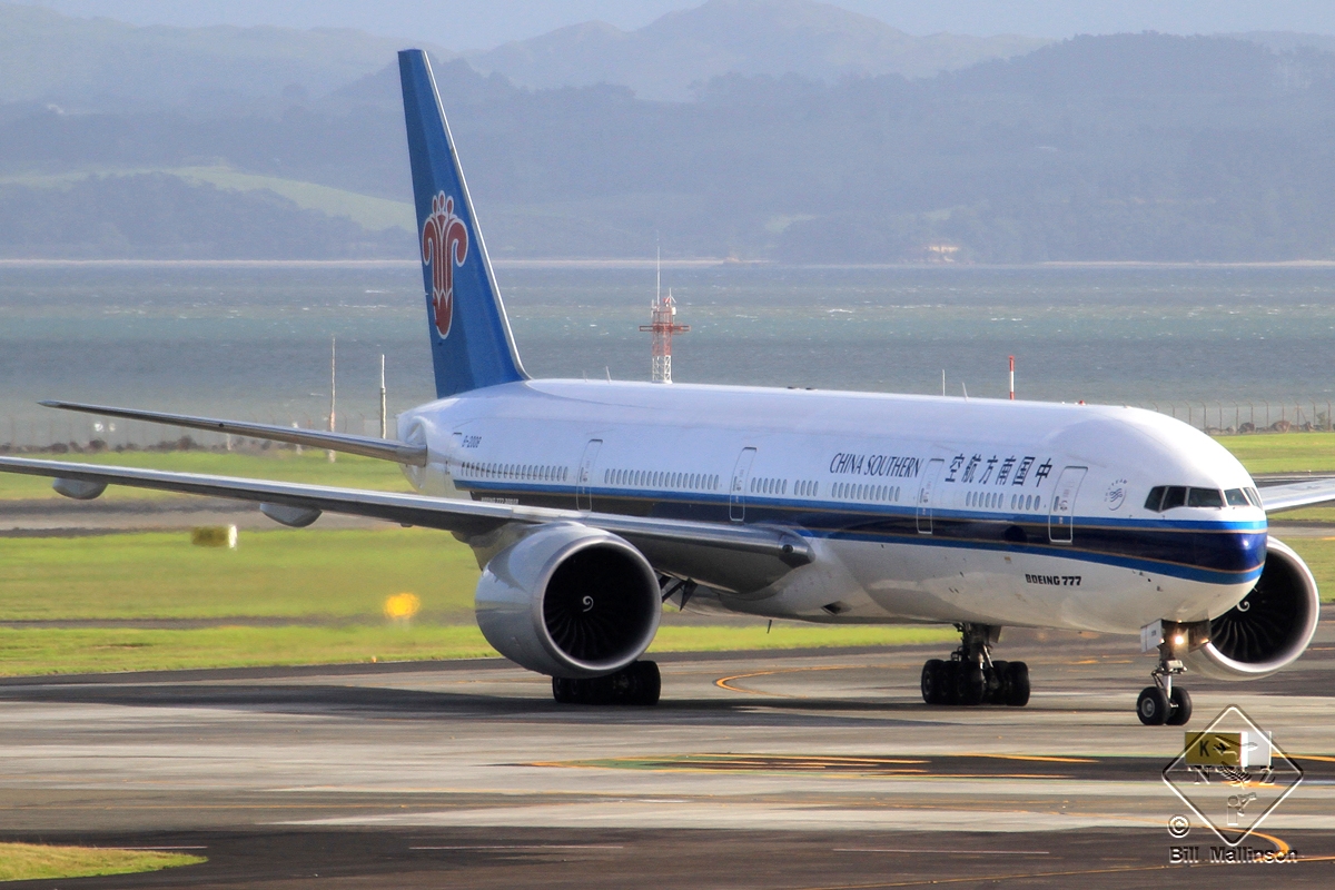 B-2008 · Boeing 777-31B/ER · (AKL / NZAA)