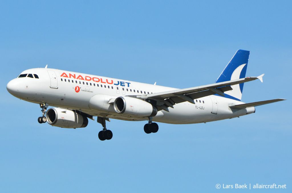 YL-LDJ · Airbus A320-232 · (CPH / EKCH)
