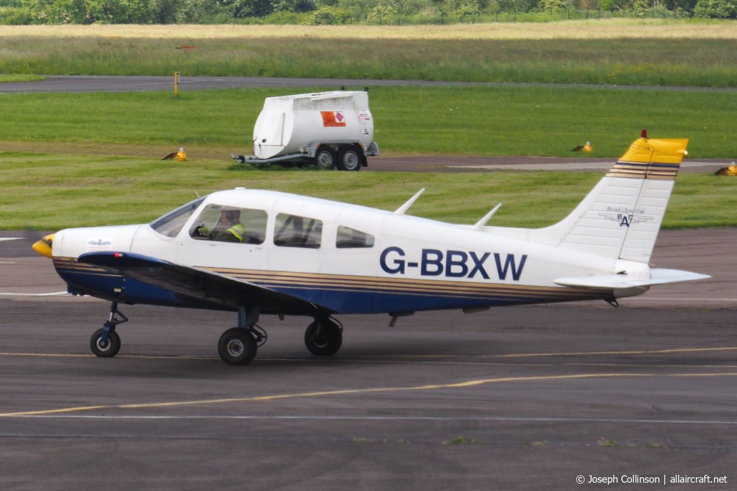 G-BBXW · Piper PA-28-151 Cherokee Warrior · (GLO / EGBJ)
