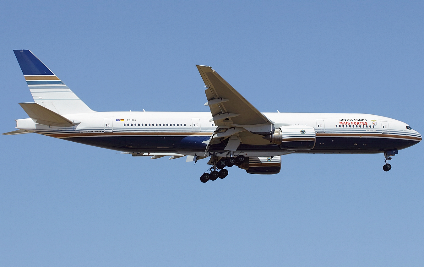 EC-MIA (28685) 2002 Boeing 777-28E(ER)