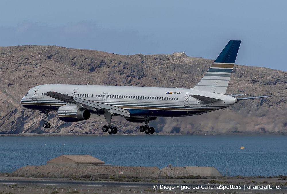 EC-HDS (26252) 1999 Boeing 757-256