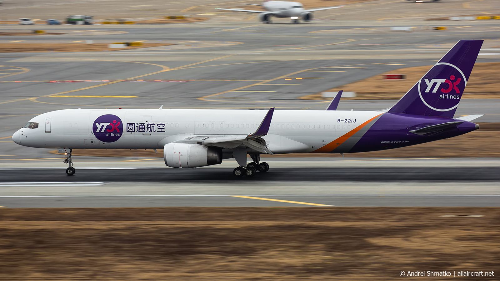 B-221J · Boeing 757-223(WL) · (ICN / RKSI)