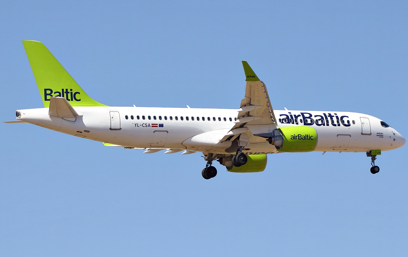 YL-CSA (55003) 2016 Bombardier CSeries CS300